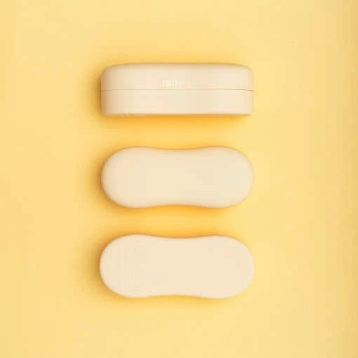 【当日出荷】リリーブ ファースト離乳食スプーン専用シリコンケース reliev ベビー食器用ケース 離乳食用食器 出産お祝い プレゼント 子供用食器 医療用シリコン使用 テーブルウェア