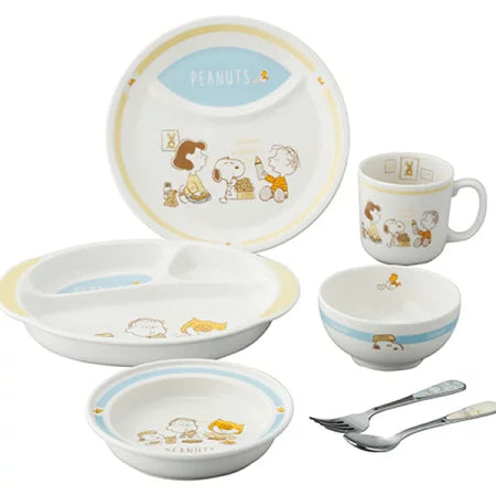スヌーピー ベビー 子ども用食器 ベビー食器 7ピースセット 〈SN1700-116〉 離乳食 食器セット ランチプレート 仕切り皿 マグ ごはん茶碗 おやつ皿 カトラリー (フォーク スプーン) 出産祝い お食い初め