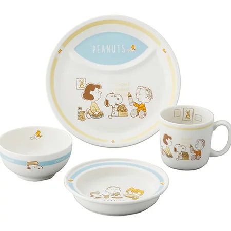 スヌーピー ベビー 子ども用食器 ベビー食器 4ピースセット 〈SN1700-113〉 食器セット ランチプレート マグ ごはん茶碗 おやつ皿 出産祝い お食い初め